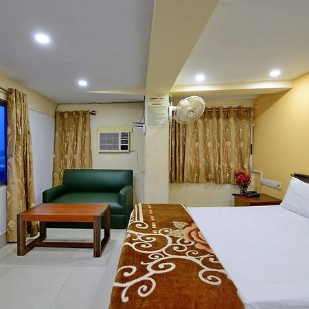 Hôtel Marina Beach House à Purî Extérieur photo