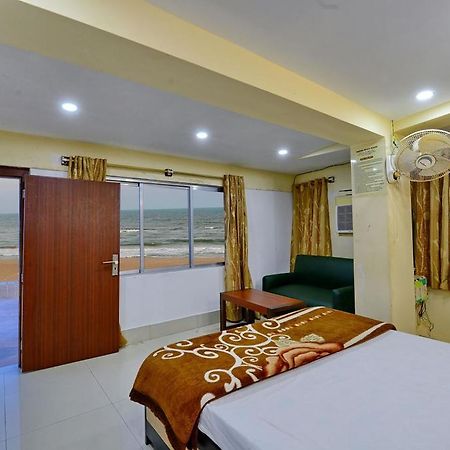 Hôtel Marina Beach House à Purî Extérieur photo