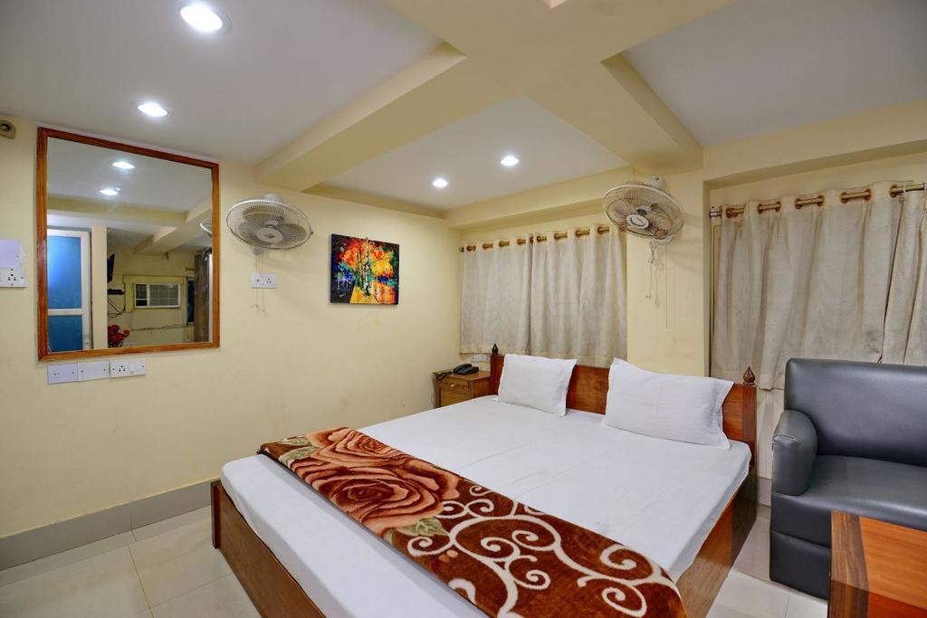Hôtel Marina Beach House à Purî Extérieur photo